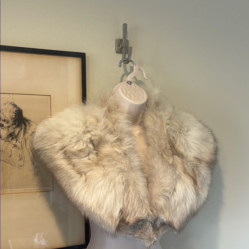 Cream Luxurious Fur Scarf Wrap